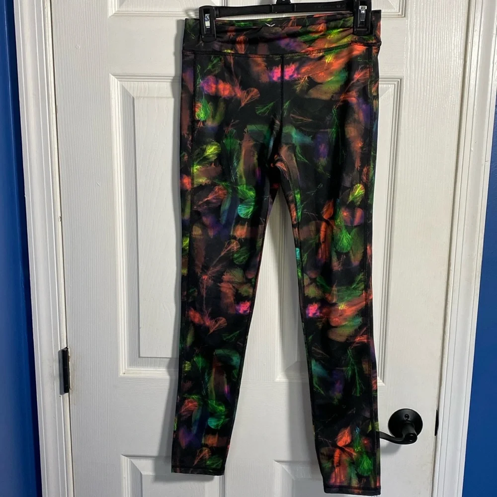 Old Navy Multi color Active Go Dry Kids Size 14 XL